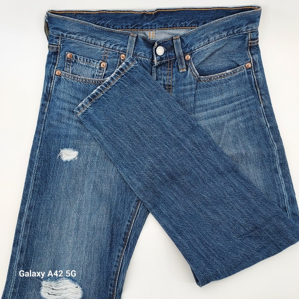 Levi Strauss 501 Original Fit‎ Jeans Distressed Medium Wash Button Fly W30 L28